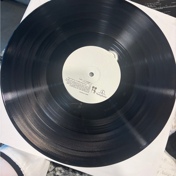 Radiohead OK Computer Vinyl Record - Picture 13 of 15